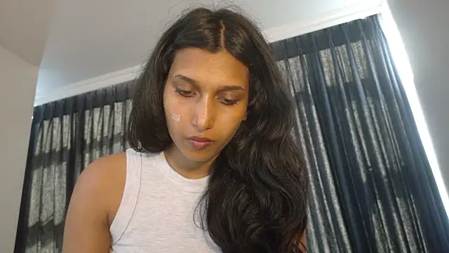 Snapshot of kawaiibabypie1 chatting on 12-20-25, 02:24 kawaiibabypie1 online show from 12-20-25, 02:24