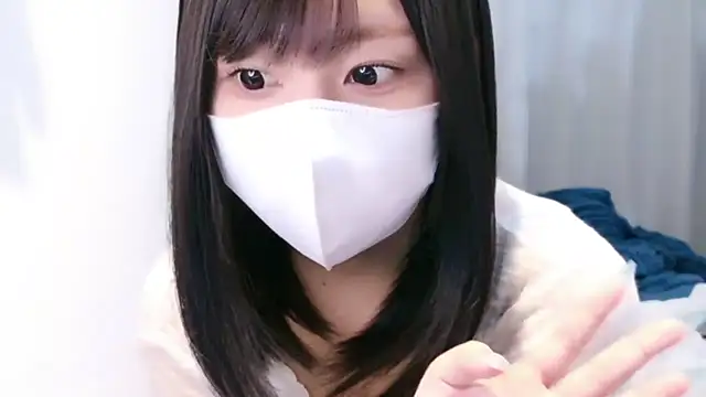 Snapshot of YUTSU_KI chatting on 06-15-26, 03:14 YUTSU KI online show from 06-15-26, 03:14
