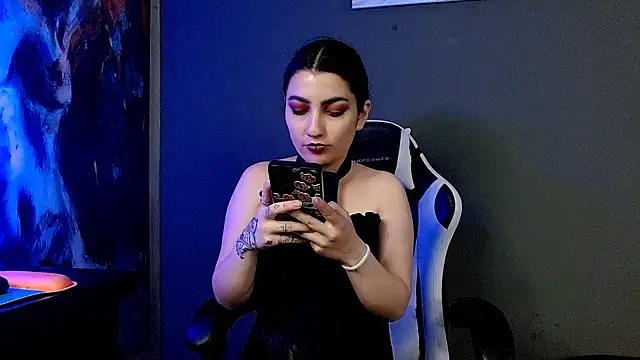 sophy rock online show from 02-11-25, 07:48