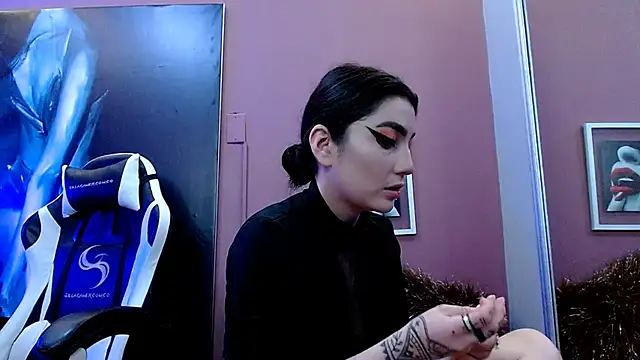 sophy rock online show from 02-13-25, 01:37