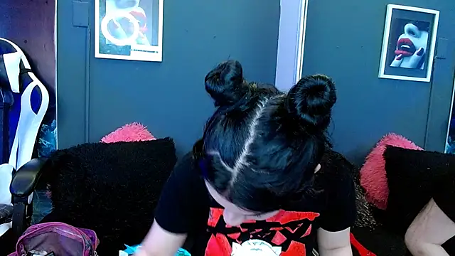 sophy rock online show from 03-17-25, 01:39