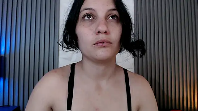 sophy rock online show from 10-11-25, 03:43