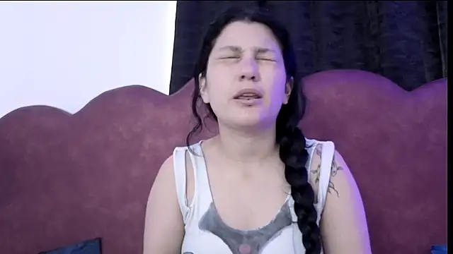 sophy rock online show from 04-16-26, 01:45