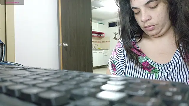 Snapshot of ladydeathz chatting on 02-21-26, 12:11 ladydeathz online show from 02-21-26, 12:11