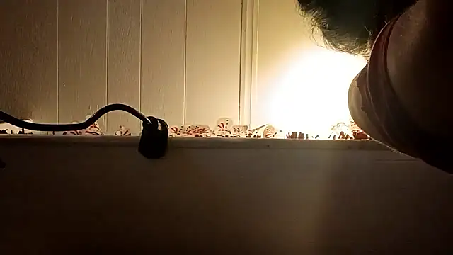 whitetrashdirtyslut online show from 12-05-25, 08:27