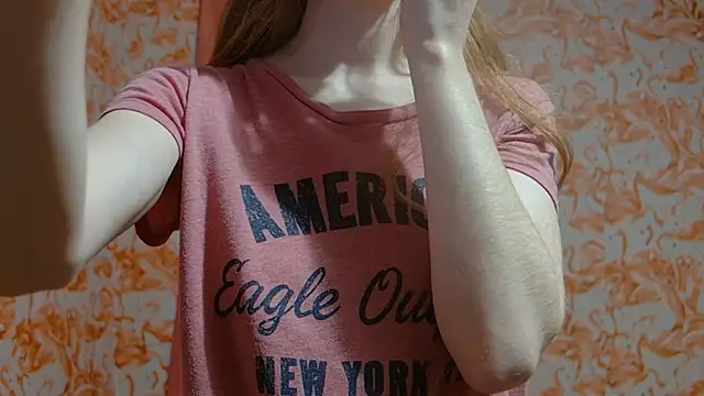 strawberrysmoothie online show from 12-13-24, 10:02