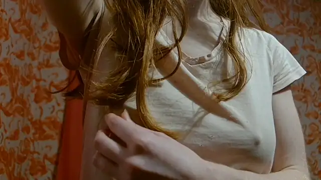 Snapshot of strawberrysmoothie chatting on 01-20-25, 03:48 strawberrysmoothie online show from 01-20-25, 03:48