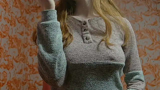 Snapshot of strawberrysmoothie chatting on 02-24-25, 03:23 strawberrysmoothie online show from 02-24-25, 03:23