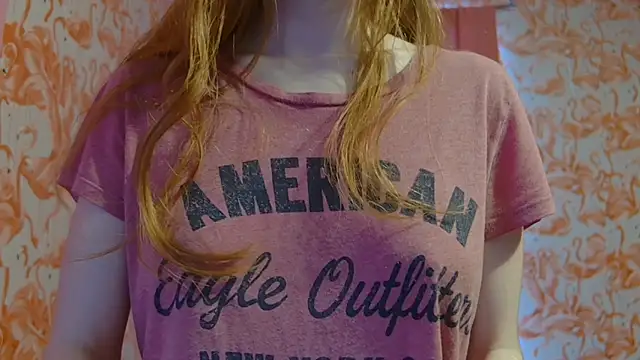 Snapshot of strawberrysmoothie chatting on 03-16-25, 08:54 strawberrysmoothie online show from 03-16-25, 08:54