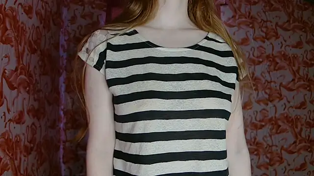 strawberrysmoothie online show from 03-22-26, 09:07