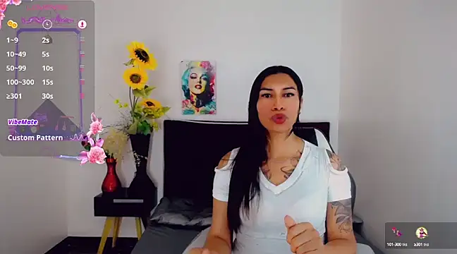 khiara moretti online show from 03-18-25, 11:30