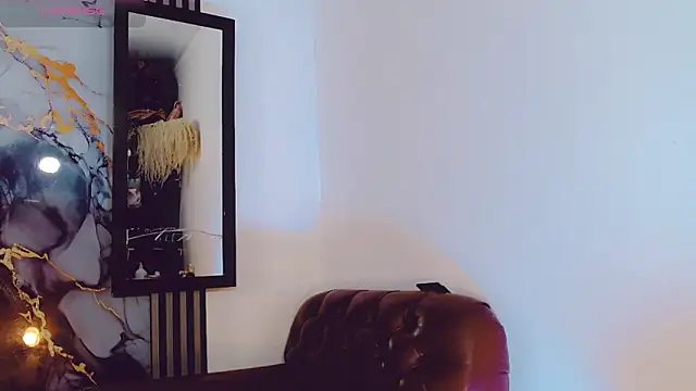 khiara moretti online show from 11-10-25, 11:20