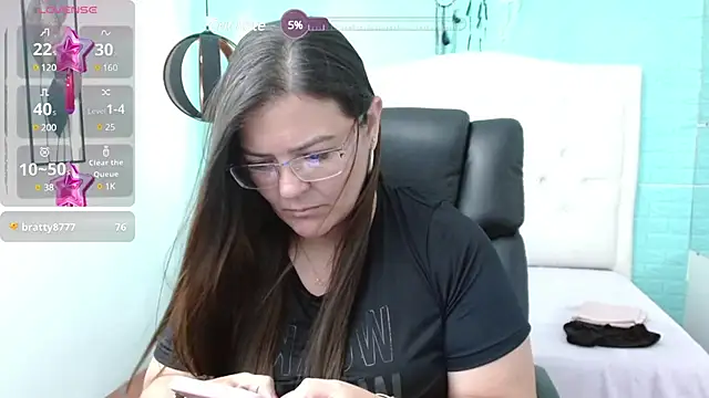 MsJossie online show from 02-05-25, 02:40