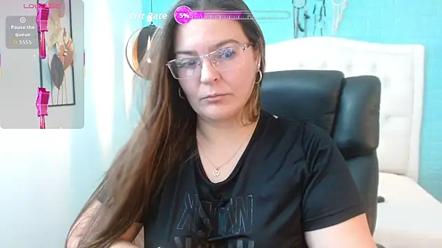 MsJossie online show from 09-13-25, 04:23