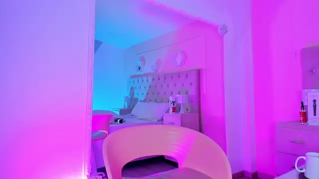 Snapshot of Agathaargent_ chatting on 12-10-24, 12:17 Agathaargent online show from 12-10-24, 12:17