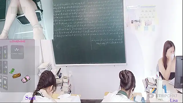 Snapshot of _Math_ chatting on 06-11-26, 02:53 Math online show from 06-11-26, 02:53