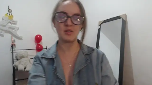 Venus Santana online show from 12-01-24, 09:48