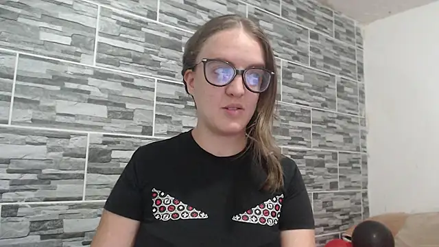 Venus Santana online show from 12-05-24, 06:33