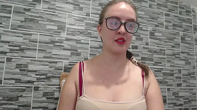 Venus Santana online show from 12-19-24, 09:49