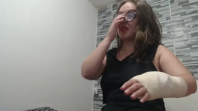 Venus Santana online show from 01-17-25, 08:22