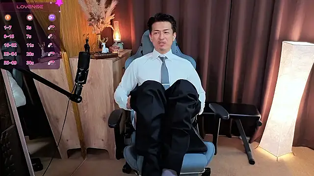 Snapshot of HARU-outdoor-x chatting on 10-05-25, 02:15 HARU-outdoor-x online show from 10-05-25, 02:15