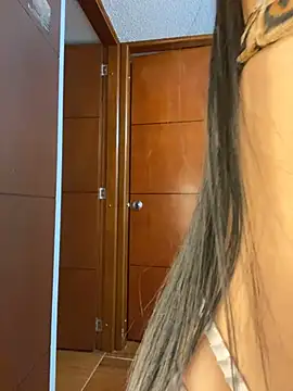 Snapshot of Bunny_sexy01 chatting on 02-16-26, 01:35 Bunny sexy01 online show from 02-16-26, 01:35