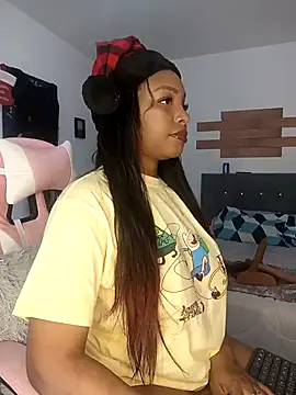 Snapshot of kitty__blackgl chatting on 12-24-24, 11:28 kitty blackgl online show from 12-24-24, 11:28