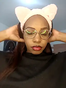 Snapshot of kitty__blackgl chatting on 01-29-25, 12:02 kitty blackgl online show from 01-29-25, 12:02