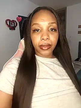 Snapshot of kitty__blackgl chatting on 02-26-25, 01:00 kitty blackgl online show from 02-26-25, 01:00