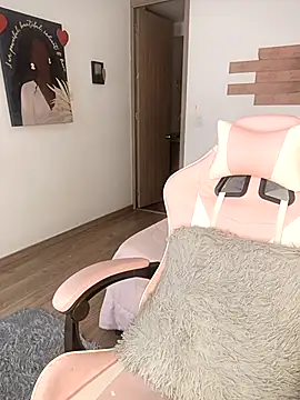 Snapshot of kitty__blackgl chatting on 03-08-25, 03:56 kitty blackgl online show from 03-08-25, 03:56