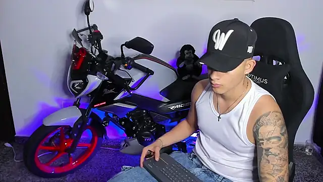 Snapshot of jacob_firexx chatting on 03-07-25, 12:26 jacob firexx online show from 03-07-25, 12:26