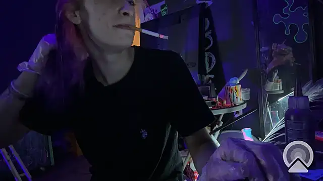 Snapshot of watermellonpussy chatting on 01-02-25, 03:58 watermellonpussy online show from 01-02-25, 03:58