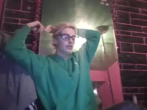 Snapshot of watermellonpussy chatting on 02-05-25, 06:02 watermellonpussy online show from 02-05-25, 06:02