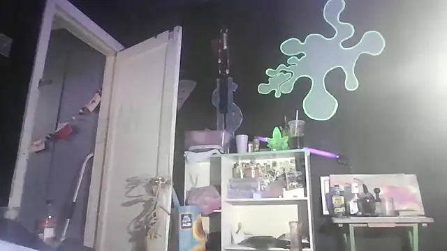 Snapshot of watermellonpussy chatting on 03-08-25, 02:45 watermellonpussy online show from 03-08-25, 02:45