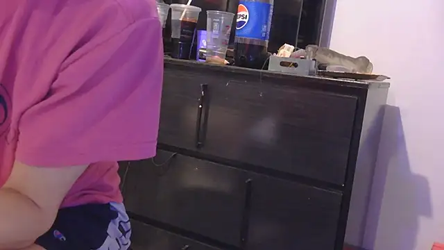 Snapshot of watermellonpussy chatting on 10-23-25, 10:58 watermellonpussy online show from 10-23-25, 10:58