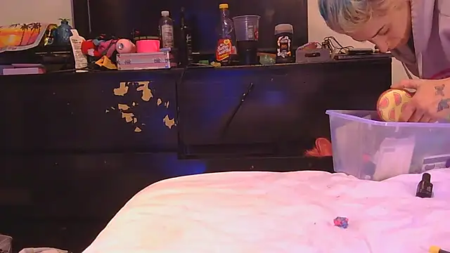 Snapshot of watermellonpussy chatting on 10-29-25, 07:48 watermellonpussy online show from 10-29-25, 07:48