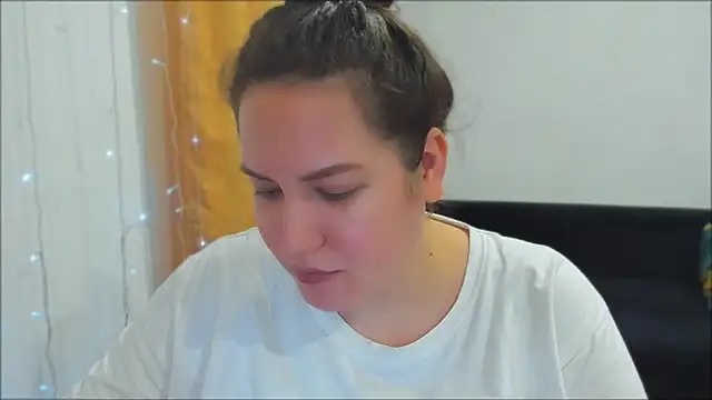  madalexa  online show from 11-12-25, 01:00