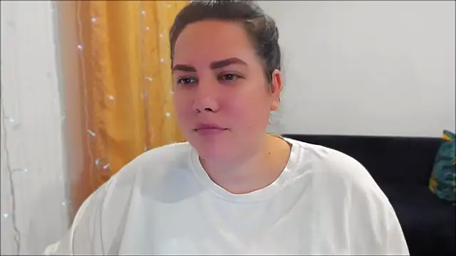 Snapshot of _madalexa_ chatting on 06-12-26, 09:03 madalexa online show from 06-12-26, 09:03