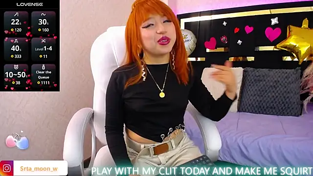 Moon Water   online show from 02-21-25, 01:00