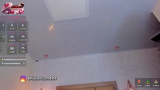 Snapshot of LARSONMIA chatting on 02-13-25, 03:14 LARSONMIA online show from 02-13-25, 03:14