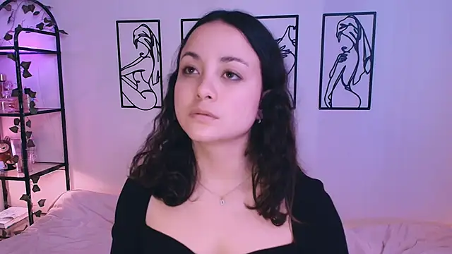 Snapshot of Megan_Rodrigo chatting on 10-19-25, 07:14 Megan Rodrigo online show from 10-19-25, 07:14