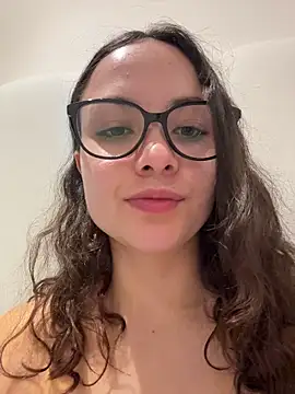 Snapshot of Megan_Rodrigo chatting on 06-14-26, 05:09 Megan Rodrigo online show from 06-14-26, 05:09