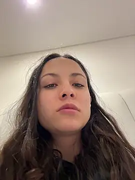 Snapshot of Megan_Rodrigo chatting on 07-01-26, 04:36 Megan Rodrigo online show from 07-01-26, 04:36