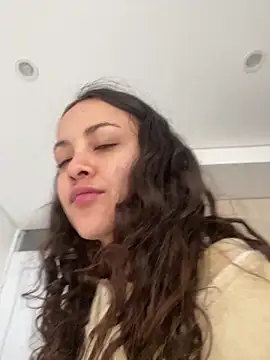 Snapshot of Megan_Rodrigo chatting on 07-08-26, 12:20 Megan Rodrigo online show from 07-08-26, 12:20