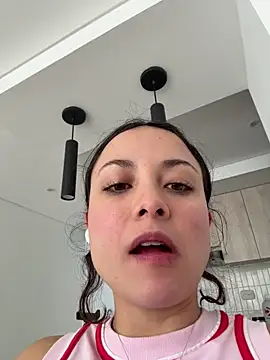 Snapshot of Megan_Rodrigo chatting on 07-16-26, 04:13 Megan Rodrigo online show from 07-16-26, 04:13