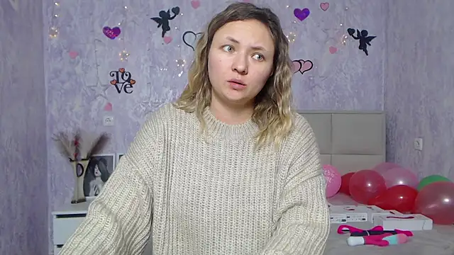 SallyVerda online show from 02-02-25, 04:15