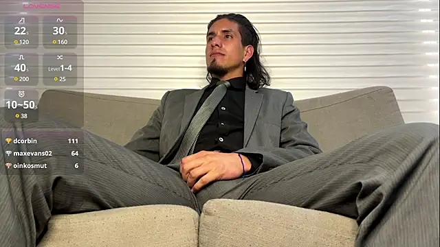 Snapshot of Tom_blunt96 chatting on 01-13-25, 03:26 Tom blunt96 online show from 01-13-25, 03:26