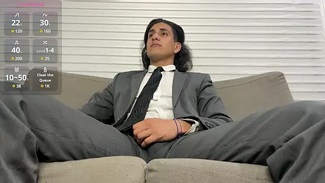 Snapshot of Tom_blunt96 chatting on 01-30-25, 03:11 Tom blunt96 online show from 01-30-25, 03:11