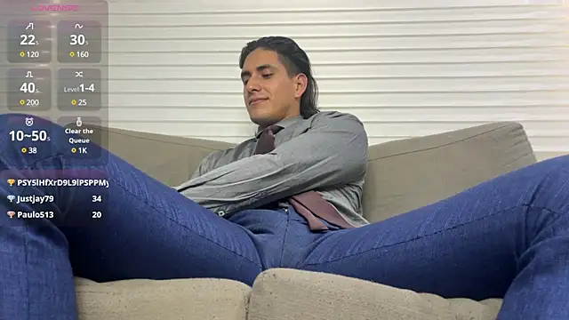 Snapshot of Tom_blunt96 chatting on 01-31-25, 05:21 Tom blunt96 online show from 01-31-25, 05:21