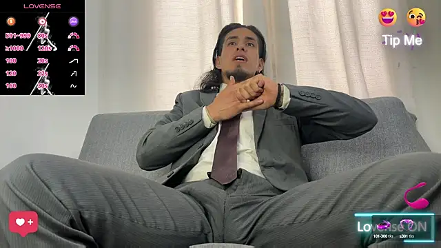 Snapshot of Tom_blunt96 chatting on 11-16-25, 01:49 Tom blunt96 online show from 11-16-25, 01:49